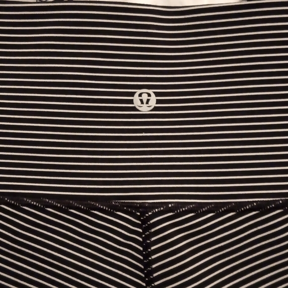 lululemon athletica Pants - Lululemon Stripe Lggings